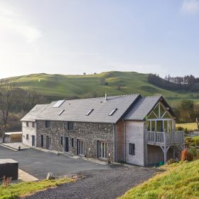  Cambrian Retreat - kate & tom's Large Holiday Homes