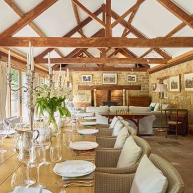 Field Lane Farm - kate & tom's Large Holiday Homes