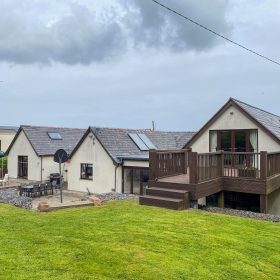 Arosfa Lodge - kate & tom's Large Holiday Homes