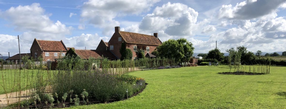 The Mendips - kate & tom's Large Holiday Homes