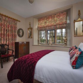 Morland Manor - kate & tom's Large Holiday Homes