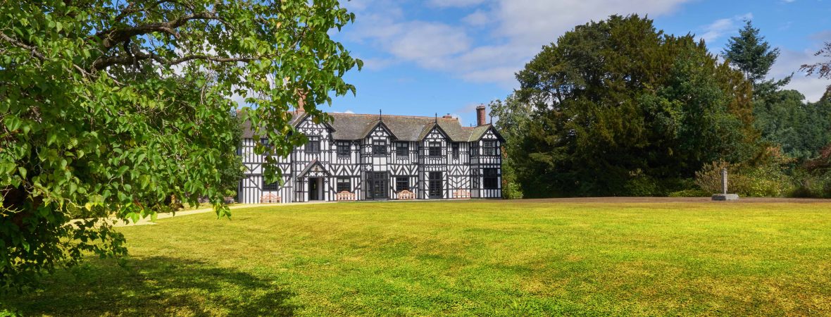 Marrington Hall - kate & tom's Large Holiday Homes