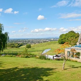 The Tower House - kate & tom's Large Holiday Homes