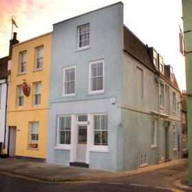  Nautic House - kate & tom's Large Holiday Homes