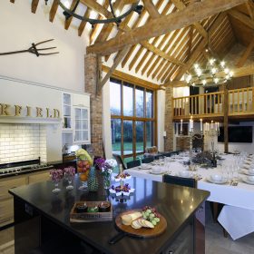 Oak Lake Barn Dining - kate & tom's Large Holiday Homes