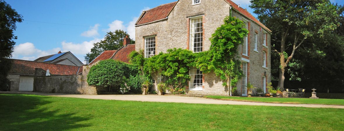 The Old Georgian Rectory - kate & tom's Large Holiday Homes