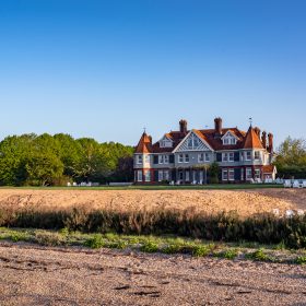 Osea Manor - kate & tom's Large Holiday Homes