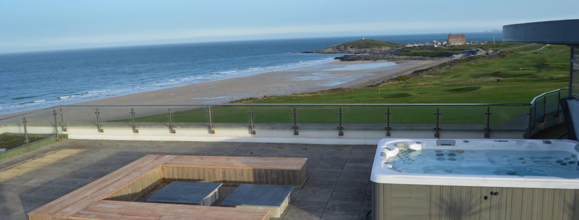Pentire Penthouse - kate & tom's Large Holiday Homes
