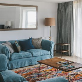 Pentire Penthouse - kate & tom's Large Holiday Homes