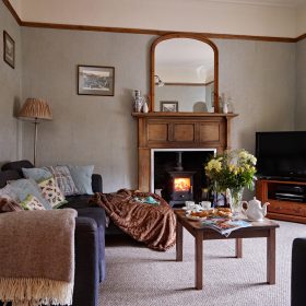 River Glaslyn House - kate & tom's Large Holiday Homes