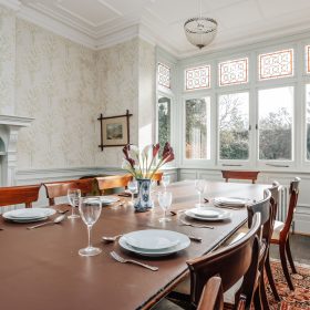  Riverside Retreat - kate & tom's Large Holiday Homes