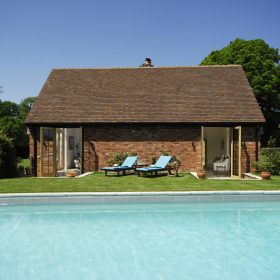 South Downs Farm - kate & tom's Large Holiday Homes