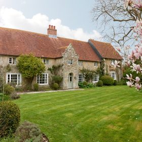 Shalfleet Manor - kate & tom's Large Holiday Homes