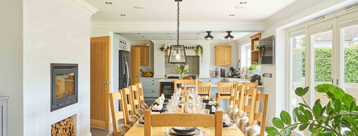 Felsted House - kate & tom's Large Holiday Homes