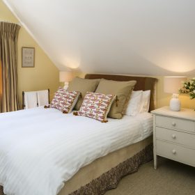  South Downs Farm - kate & tom's Large Holiday Homes