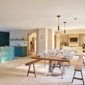 Wye House - kate & tom's Large Holiday Homes