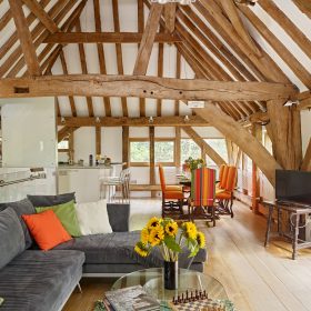 The Barn at Honeybridge Estate - kate & tom's Large Holiday Homes