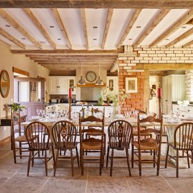 The Stables and Granary - kate & tom's Large Holiday Homes