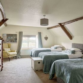 The Mendips - kate & tom's Large Holiday Homes