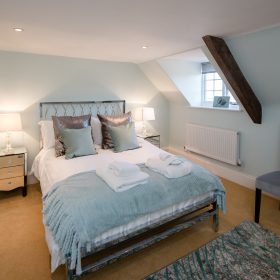 Hunthill Farmhouse - kate & tom's Large Holiday Homes