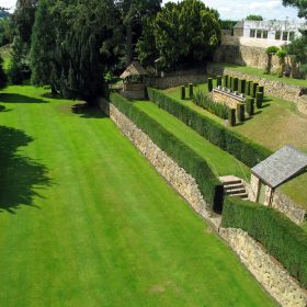 Godolphin Hall - kate & tom's Large Holiday Homes