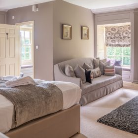 Whitelake Hall - kate & tom's Large Holiday Homes