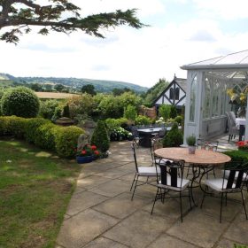  Albaston Lodge - kate & tom's Large Holiday Homes