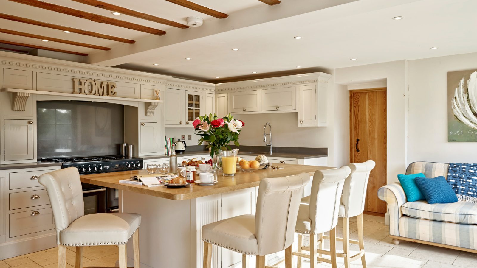  Cotswold Valley Court - kate & tom's Large Holiday Homes