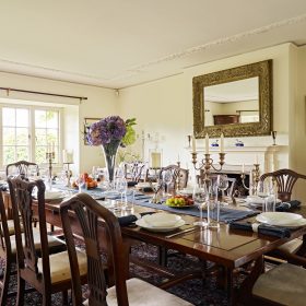  Cotswold Edge House - kate & tom's Large Holiday Homes