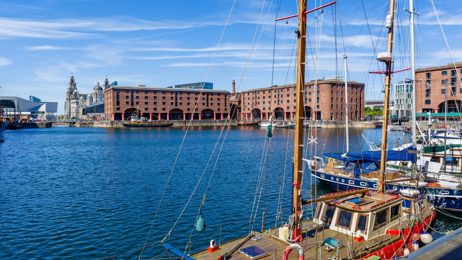 Liverpool Townhouse - kate & tom's Large Holiday Homes