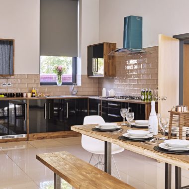 Party Houses - kate & tom's Large Holiday Homes
