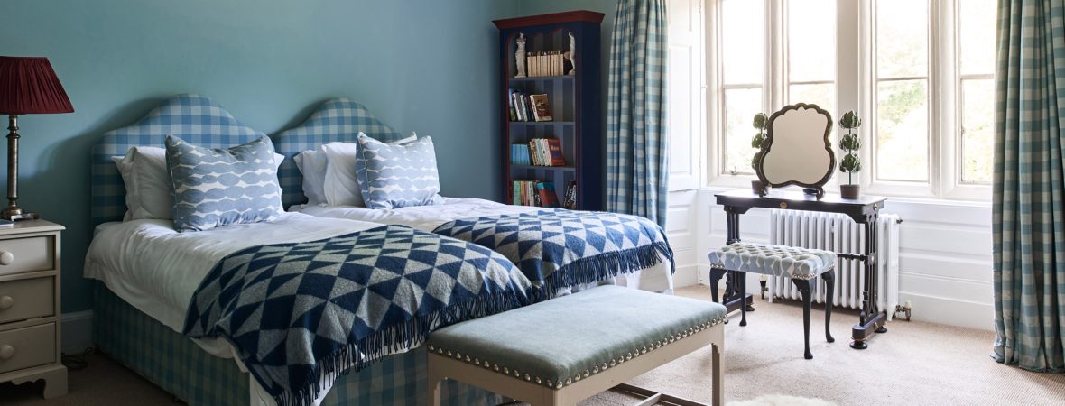 Ladyham Hall - kate & tom's Large Holiday Homes
