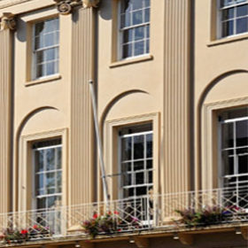 Luxury holiday cottages in Cheltenham