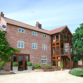 Riverside Mill - kate & tom's Large Holiday Homes