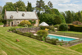 Holiday Cottage with an amazing swimming pool.