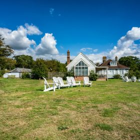 Captains House - kate & tom's Large Holiday Homes