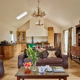 Gill Beck Barn - kate & tom's Large Holiday Homes