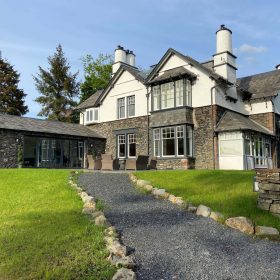 Windermere Retreat - kate & tom's Large Holiday Homes