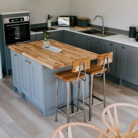  Burghwood Stables - kate & tom's Large Holiday Homes