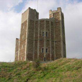  Butley Priory - kate & tom's Large Holiday Homes