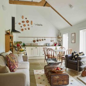 Renard Estate - kate & tom's Large Holiday Homes