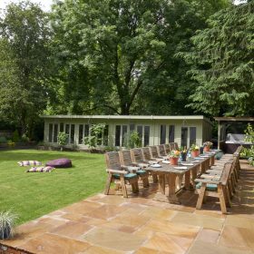 The Vicars Retreat - kate & tom's Large Holiday Homes