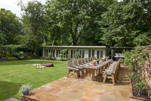  The Vicars Retreat - kate & tom's Large Holiday Homes