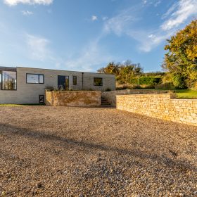 Dearholme - kate & tom's Large Holiday Homes