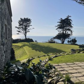 Surrounded by Sea - kate & tom's Large Holiday Homes