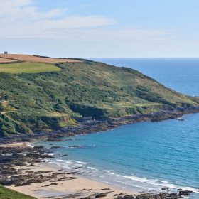 Surrounded by Sea - kate & tom's Large Holiday Homes