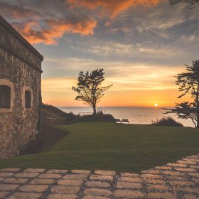 Surrounded by Sea - kate & tom's Large Holiday Homes