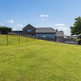 The Grain Barn - kate & tom's Large Luxury Homes