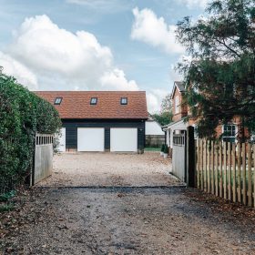 Chalk Hill House - kate & tom's Large Holiday Homes