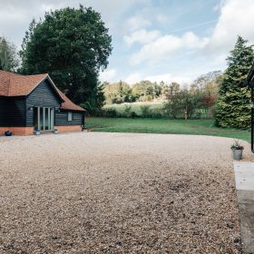 Chalk Hill House - kate & tom's Large Holiday Homes